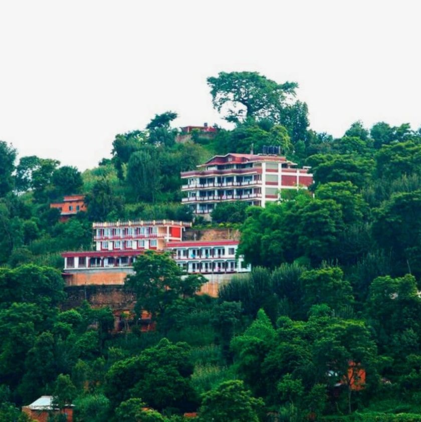 «Arya Tara», una escuela en Nepal